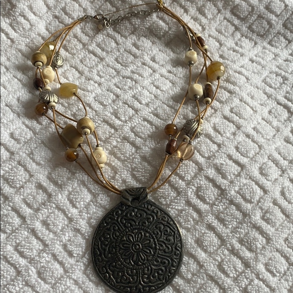 Beautiful pendant multi strand bead